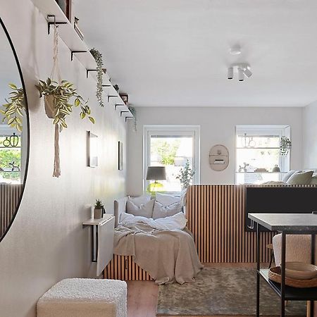 Beachside Junior Suite - 16Min From City Centre Stockholm Bagian luar foto